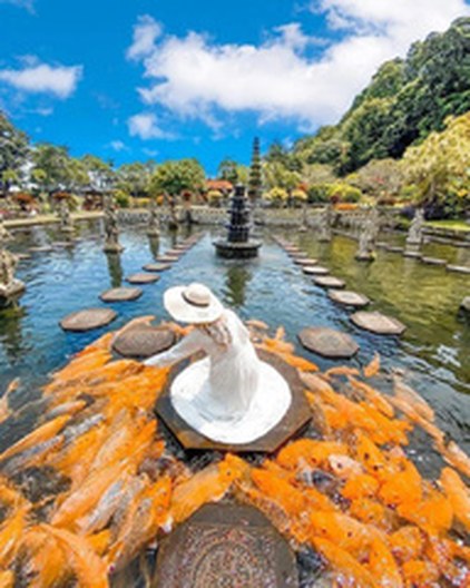 Kanto Lampo Waterfall